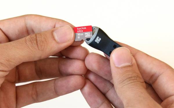 SANDISK Mobilemate microSD Reader SDDR-B531-GN6NN USB 3.0