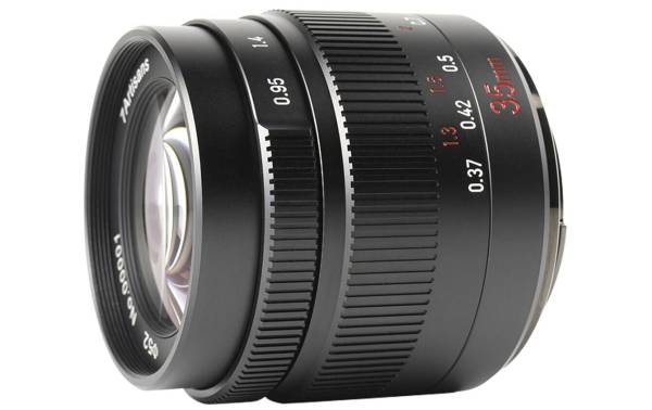 7Artisans Festbrennweite 35mm F/0.95 – Sony E-Mount