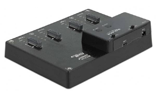Delock USB-C – 4x M.2 NVMe